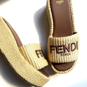 Authentic FENDI Raffia Sunshine Platform Slide Sandals 39 9